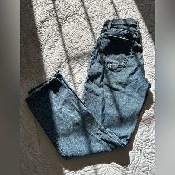 Abercrombie & Fitch 90s Straight Ultra High Curve fit jeans - Picture 3 of 3